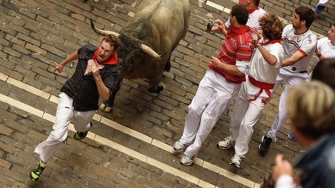 Ispaniyadagi buqalar poygasi vaqtida bir kishi halok bo‘ldi