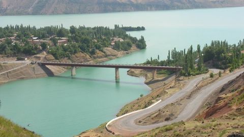 “O‘zavtoyo‘l” Chorvoq suv ombori yo‘nalishida yangi yo‘l va ko‘prik quradi