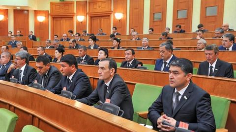 Oliy Majlis Senatining uchinchi yalpi majlisi ochildi