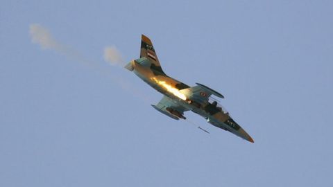 Suriya HHK samolyoti Erixa shahridagi turar joy dahasiga qulab tushdi