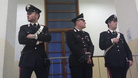 Neapol yaqinidagi muzeydan ikki tonnalik yapon haykali o‘g‘irlab ketildi