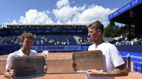Denis Istomin Shveysariyadagi turnirning juftliklar bahsida bosh sovrinni qo‘lga kiritdi 