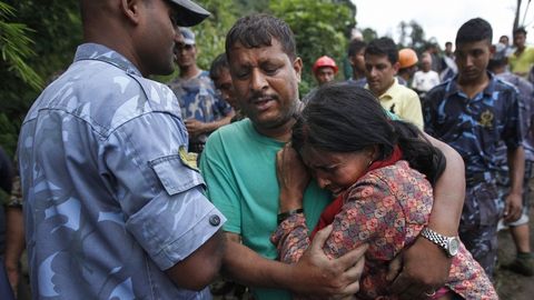 Nepaldagi suv toshqini 90 kishini hayotdan olib ketdi