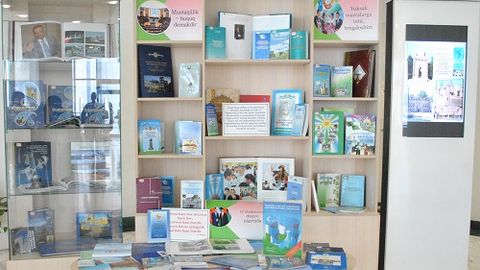 O‘zbekiston Milliy kutubxonasida “Betakrorimsan, yagonasan, ona Vatanim — O‘zbekistonim!” nomli kitob ko‘rgazmasi ochildi