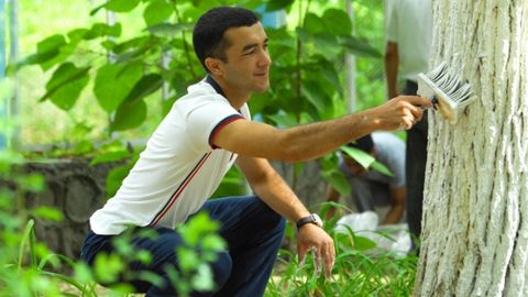 Toshkentdagi Botanika bog‘ida ekologik aksiya tashkil etildi