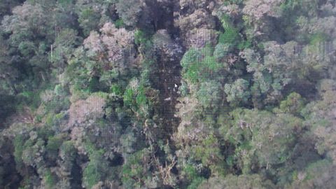 Indoneziyada samolyot halokati joyidan qurbonlarning jasadini evakuatsiya qilish yakunlandi