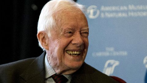 AQShning sobiq prezidenti Jimmi Karter jarrohlik operatsiyasini boshidan o‘tkazdi