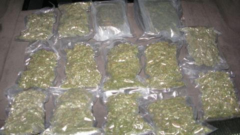 O‘zbekistonda ikki nafar Tojikiston fuqarosi narkotiklar kontrabandasi uchun hibsga olindi