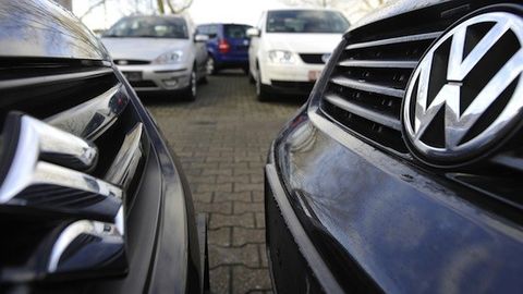 Suzuki компанияси Volkswagen’дан ўзининг барча акцияларини сотиб олади