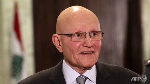 Ливан бош вазири Байрутдаги намойиш тарқатилгандан сўнг, халққа мурожаат билан чиқиш қилади
