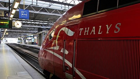 Belgiya bosh vaziri Amsterdam—Parij poyezdidagi otishmani terrorchilik harakati deb atadi