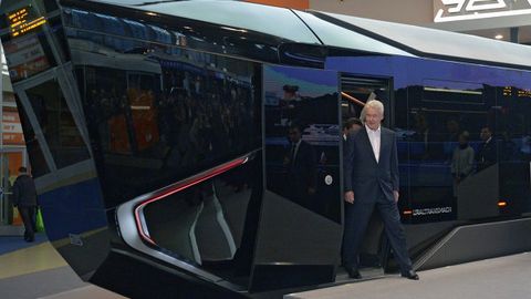 Wеlt: Россиянинг «бетмобил» трамвайи Ғарб билан муваффақиятли рақобатлаша олади