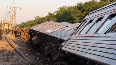 Mordoviyada yo‘lovchi poyezd vagonlarining relsdan chiqib ketishi oqibatida 5 kishi jabrlandi