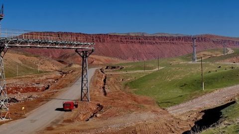 Dehqonobodda dunyoda yagona osma kanat yo‘lining qurilishi davom etmoqda