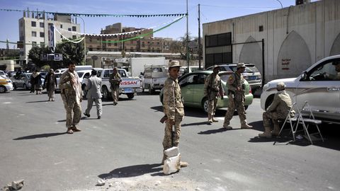 Yamanning El-Anad aviabazasi uchun janglarda o‘n nafar xusiy halok bo‘ldi, 70 nafari asirga olindi