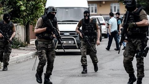 Turkiyada politsiyachilarga hujum uyushtirildi, 2 kishi halok bo‘ldi