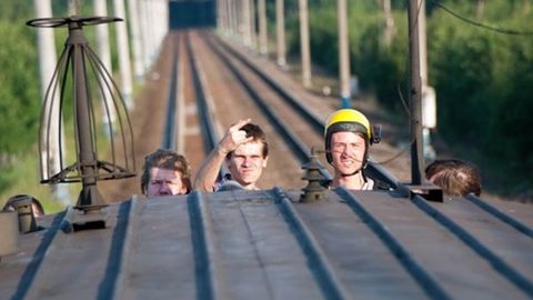 Ukrainada bir hafta mobaynida selfi tushmoqchi bo‘lgan uch yigit halok bo‘ldi