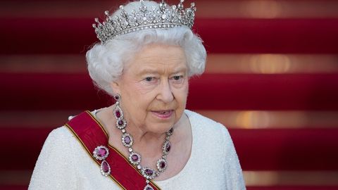 Yelizaveta II eng buyuk hukmdorlar reytingida 5-o‘rinni egalladi