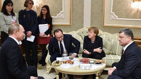 Putin, Merkel, Olland va Poroshenko oktabr oyida Parijda uchrashishga kelishib oldi 