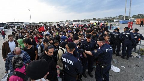 Avstriya kansleri armiyadan chegarani qo‘riqlashda yordam berishni so‘ramoqda