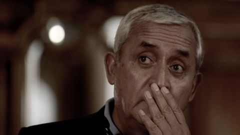 Бош прокурор Гватемала президентини ҳибсга олиш учун ордер берди