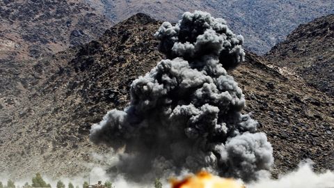 Америка Ҳарбий ҳаво кучлари янглишиб 11 нафар афғон полициячисини ўлдирди