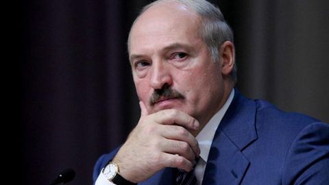 Aleksandr Lukashenko Ukraina bilan chegarada muhandislik inshootlari qurilishini e’lon qildi