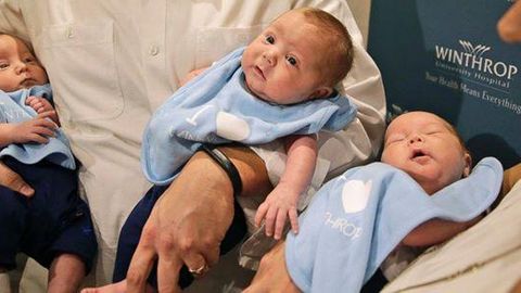 AQShda mutlaq o‘xshash uch egizak tug‘ildi