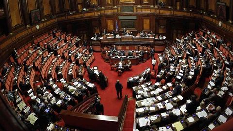 AQSh demokratlari senatda Eron bilan yadro bitimiga qarshi rezolyutsiyani bloklab qo‘ydi