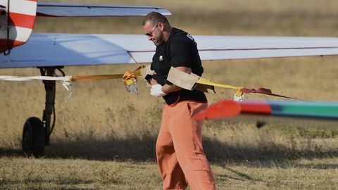 Belaruslik bahodir havoga ko‘tarilayotgan ikki samolyotni ushlab qoldi