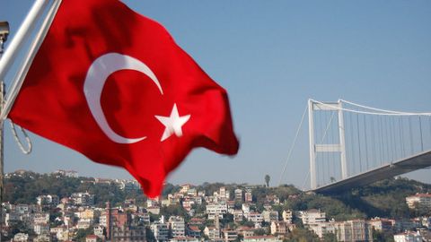 Turkiyadagi maktab hovlisida yuz bergan portlash oqibatida bir bola halok bo‘ldi