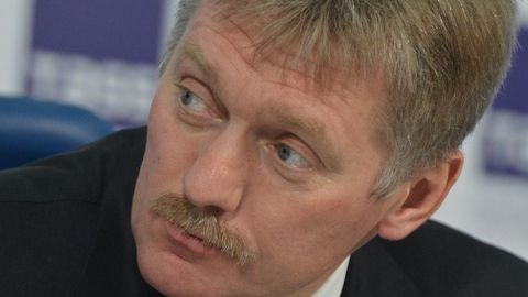 Peskov Suriyadagi siyosiy tartibga solishni Rossiya havo-kosmik kuchlari operatsiyasiga bog‘lamaslikka chaqirdi