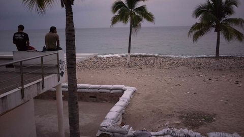 Meksika prezidenti: Mamlakat “Patrisiya” bo‘roni zarbasiga tayyor