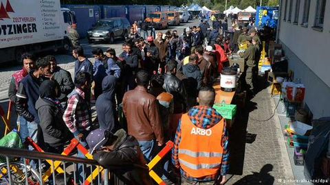 Gollandiyada suriyalik qochoqlar lageriga tuxumlar bilan hujum uyushtirildi