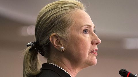 Hillari Klinton Bengazidagi AQSh elchisining o‘limi yuzasidan javobgarlikni bo‘yniga oldi 