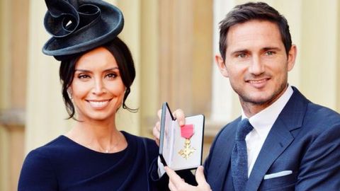 Angliyalik futbolchi Frenk Lempard ritsarlik ordeni bilan taqdirlandi