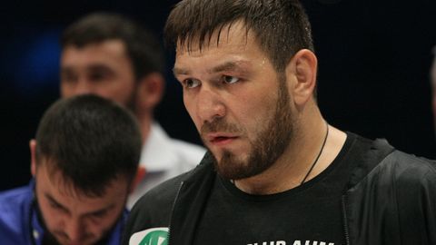 Jahon chempioni unvoni uchun Chagayev – Braun jangi Moskva yoki Grozniyda bo‘lib o‘tadi