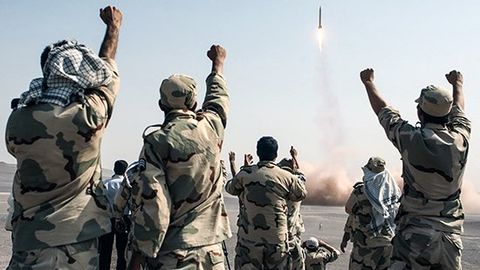 AQSh Eronni ballistik raketalarni sinovdan o‘tkazish taqiqini buzishda aybladi