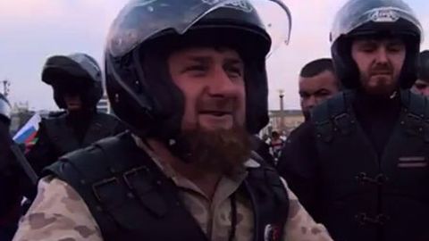 Qodirov Putinning tug‘ilgan kuni munosabati bilan “Tungi bo‘rilar” motopoygasida qatnashdi