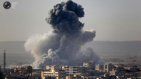 Xalqaro koalitsiya Rossiyadan Suriyada isyonchi va tinch aholi vakillarini bombardimon qilishni to‘xtatishni talab qildi