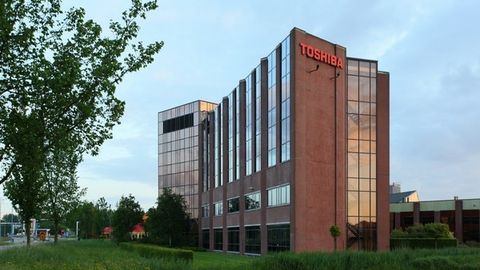 Toshiba’dagi moliyaviy mojaroga yana 30 top-menejer aloqador bo‘lib chiqdi