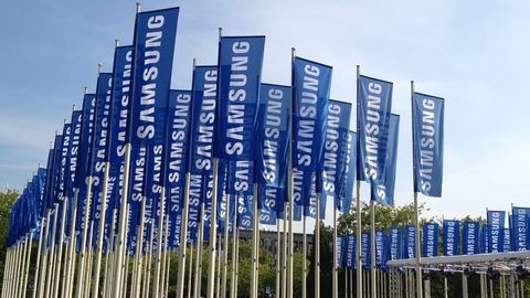 Samsung Galaxy S7 премиум версияси 4К-экран ва жуда кучли процессорга эга бўлиши мумкин