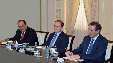 Islom Karimov Jahon banki vitse-prezidenti va Xalqaro moliya korporatsiyasi vitse-prezidentini qabul qildi