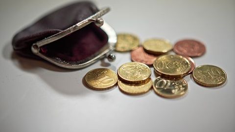 Finlyandiya o‘z fuqarolari uchun 800 yevro miqdoridagi shartsiz daromadni kafolatlaydi