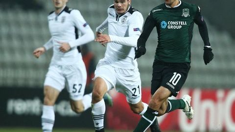 “Krasnodar” hujumchisi Ari o‘zbekistonlik Odil Ahmedov to‘p uzatishidan so‘ng PAOK darvozasini ishg‘ol qildi
