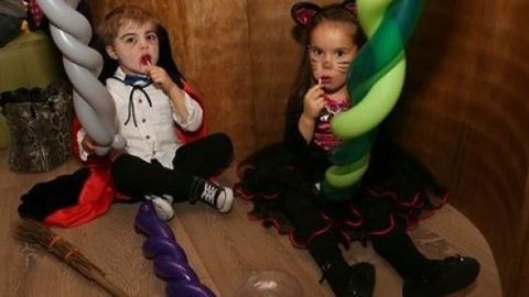 AQShda Xellouin kuni bolalarga igna bilan to‘ldirilgan shokoladlar tarqatildi