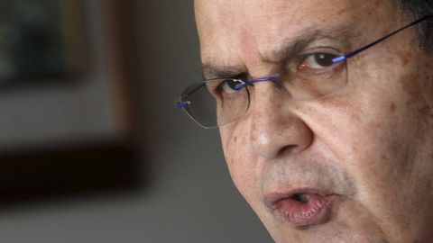 ФИФАдаги коррупция иши бўйича ҳибсга олинган Гондураснинг собиқ президенти гаров эвазига қўйиб юборилди