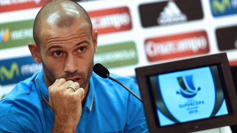 “Barselona” futbolchisi Xavyer Maskerano bir yilga shartli ravishda ozodlikdan mahrum etildi
