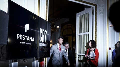 Роналду 70 млн евролик 4 та меҳмонхона очади