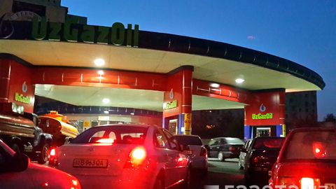 Тошкентдаги ёқилғи қуйиш шохобчаларига эҳтиёждан 400—600 тонна кўп бензин етказиб берилаётгани маълум қилинди